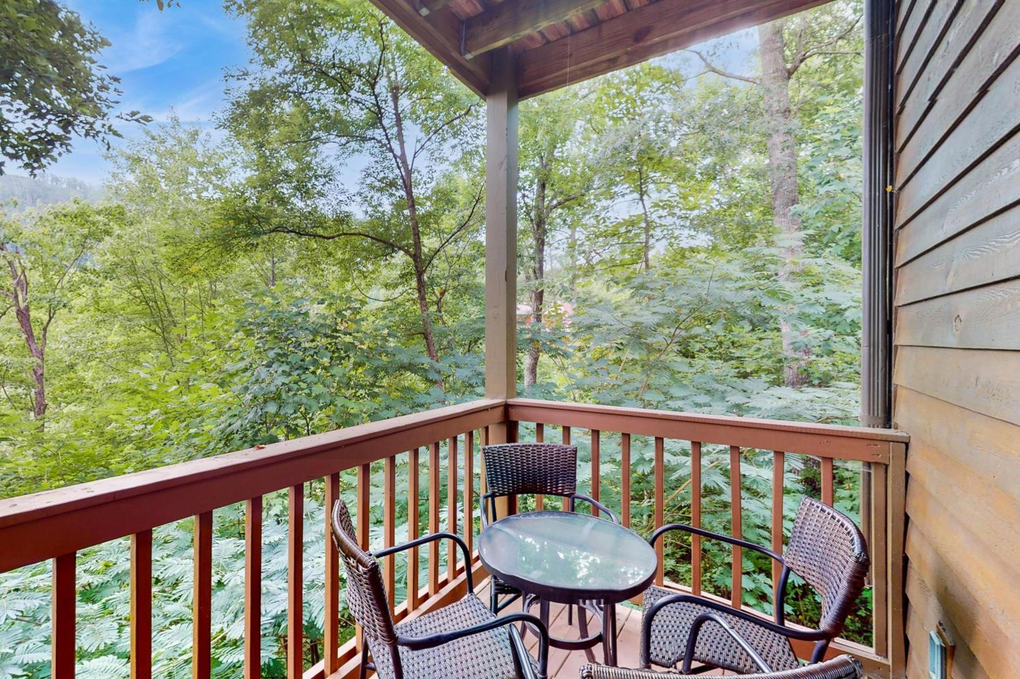 Campfire Lodge Gatlinburg Exterior photo